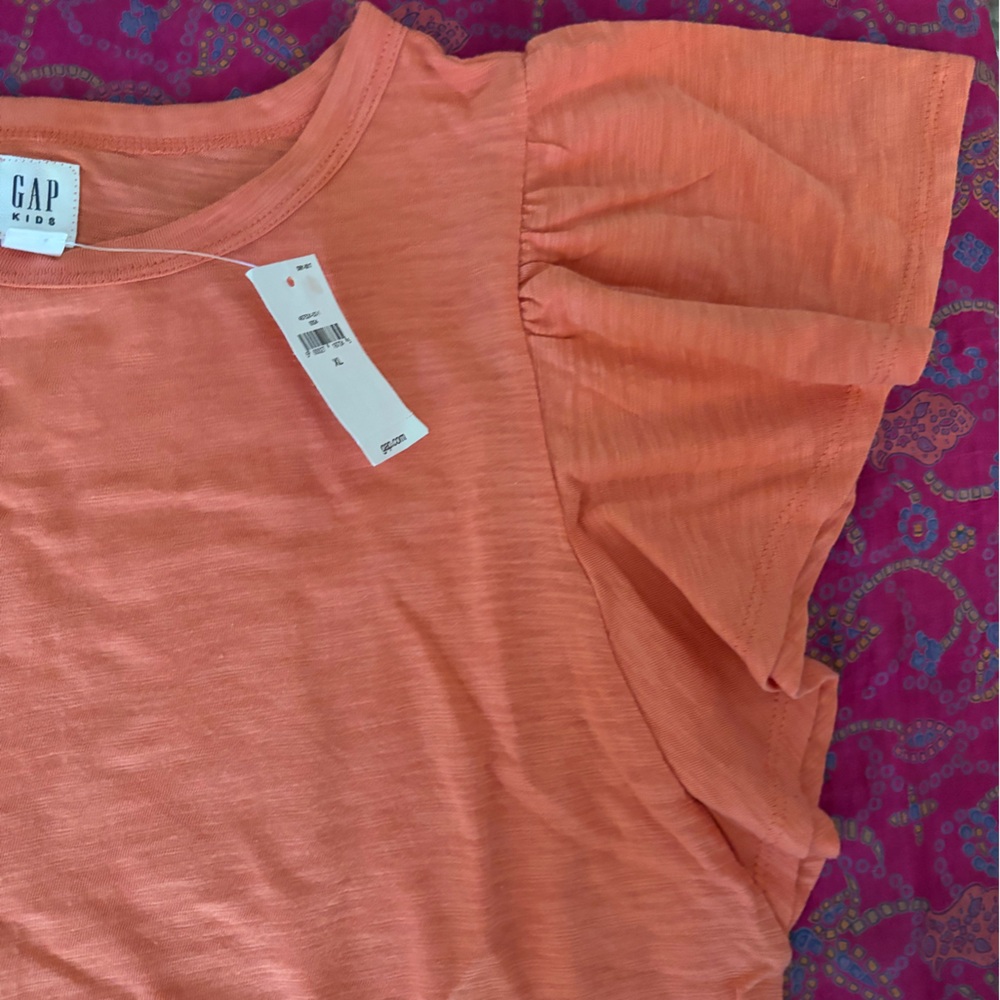 GAP Tee